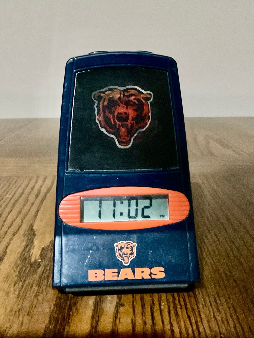 Chicago Bears Navy Blue and Orange Digital Clock rocks and bear picture changes